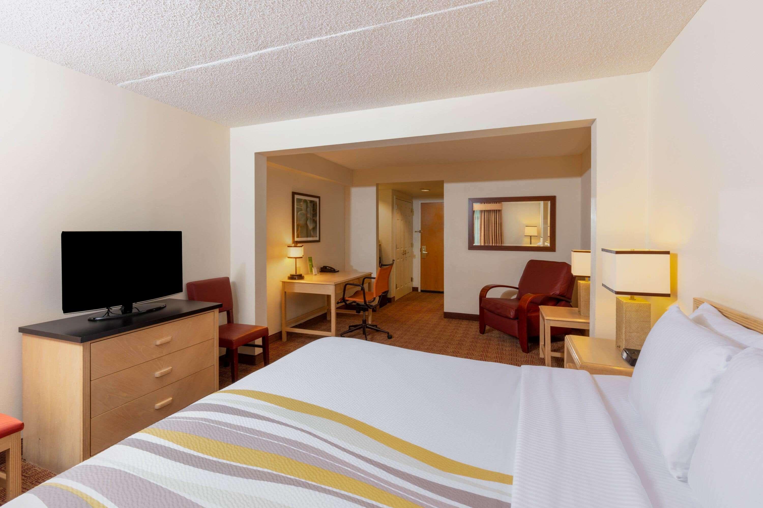 La Quinta By Wyndham Garden City Rum bild